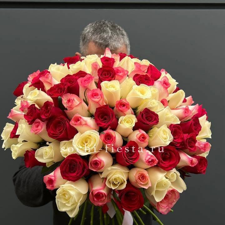 101 разноцветная роза "Джули" в Симферополи