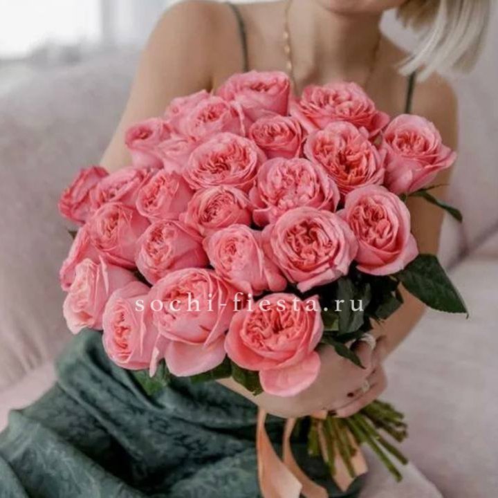 25 Пинк экспрешен  в Симферополи