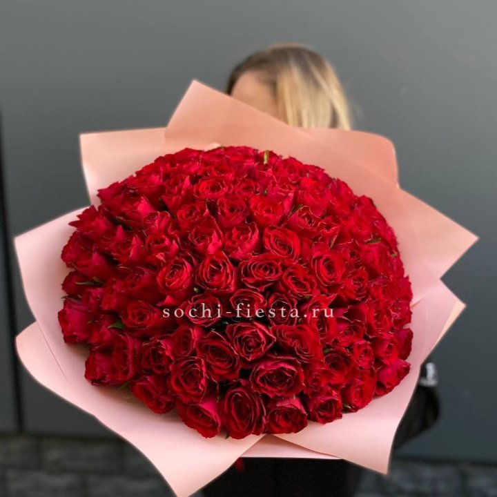 101 роза мадам ред в Симферополи