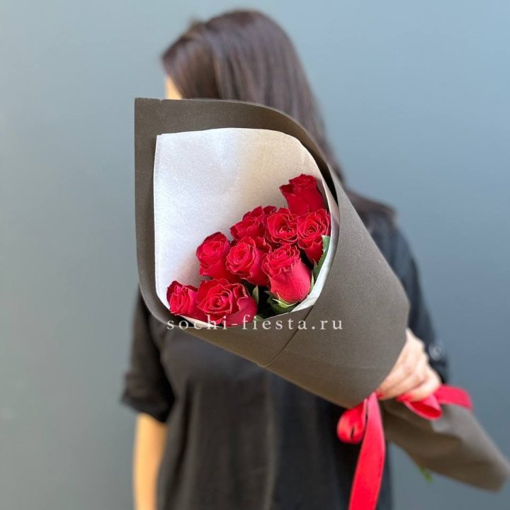 9 красных роз в фоамиране в Симферополи