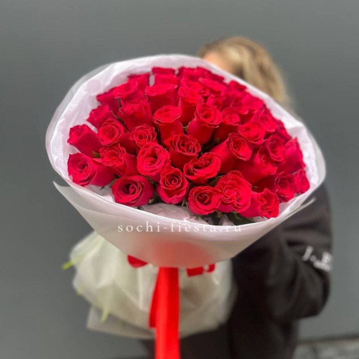 55 красных роз "Амелия" в Симферополи