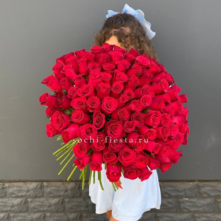 101 красная роза в Симферополи