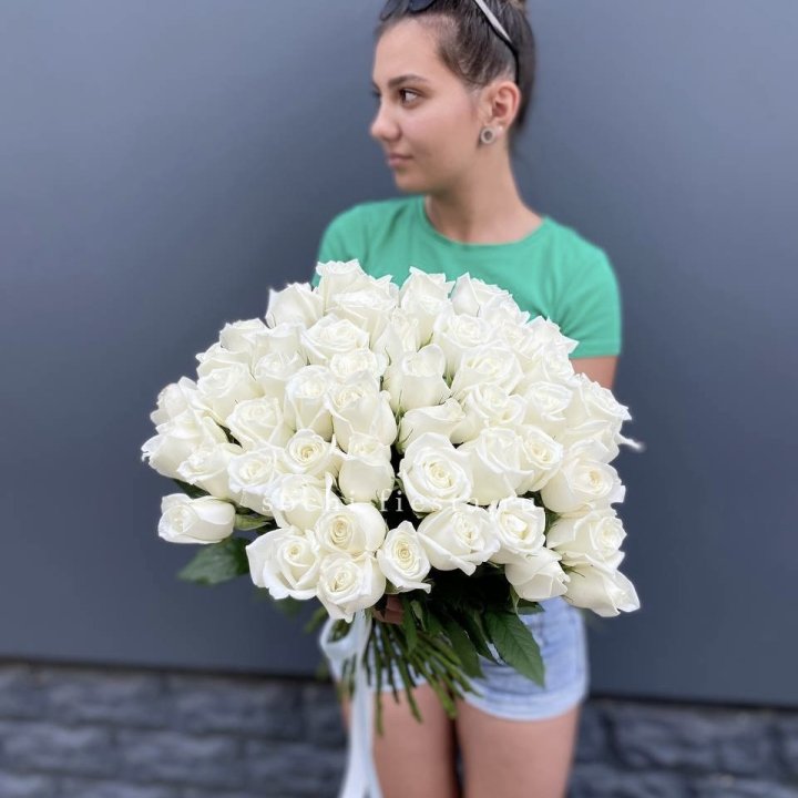 51 белая роза в Симферополи