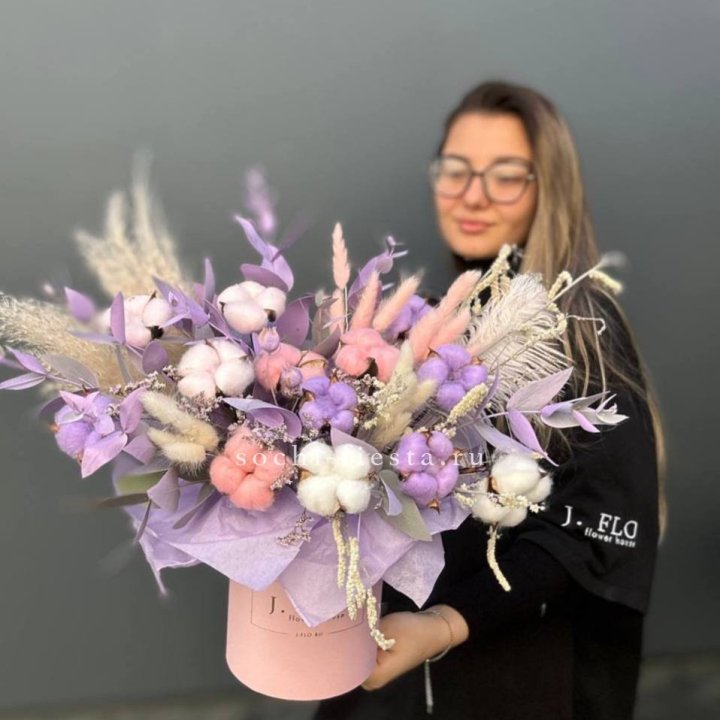 Авторский бокс с сухоцветами №4 в Симферополи