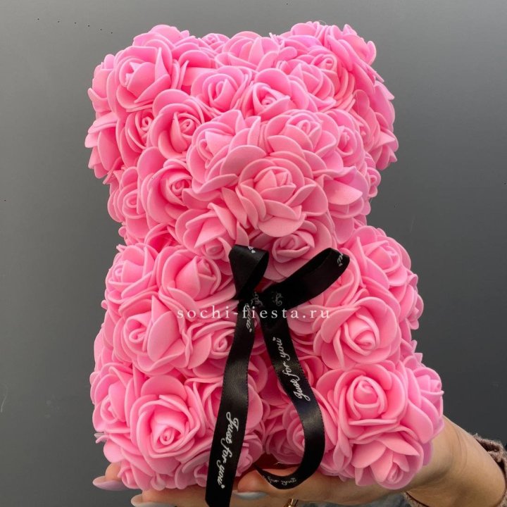 Игрушка медведь из розовых роз в Симферополи