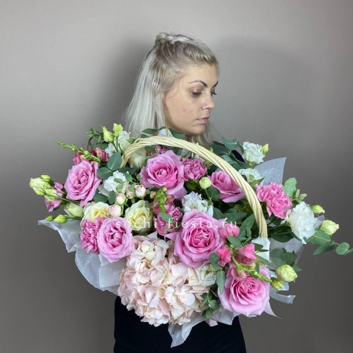 Цветочная корзина № 5 в Симферополи