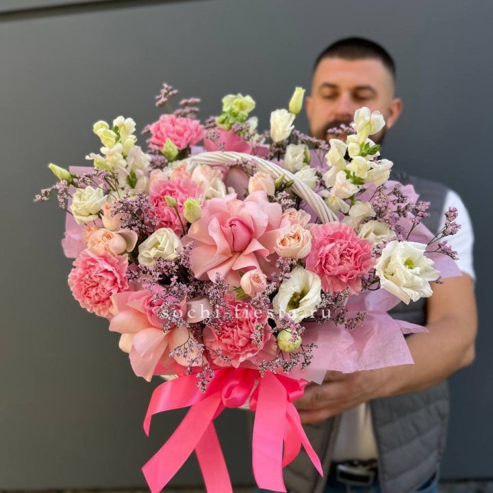 Цветочная корзина №1 в Симферополи