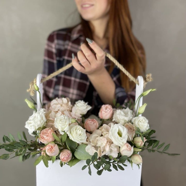 Ящик бокс нежный в Симферополи